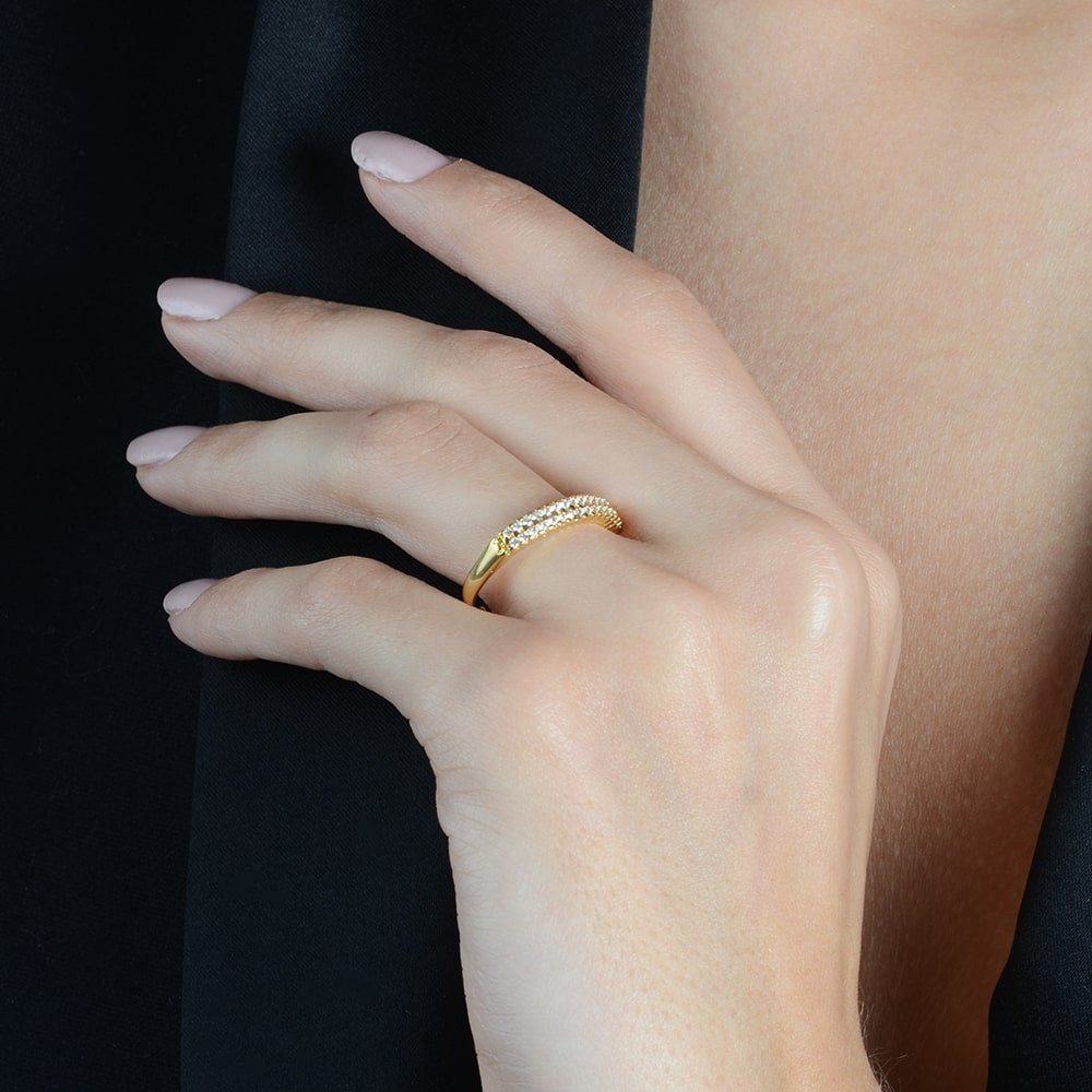 Constance Pavé Band Ring