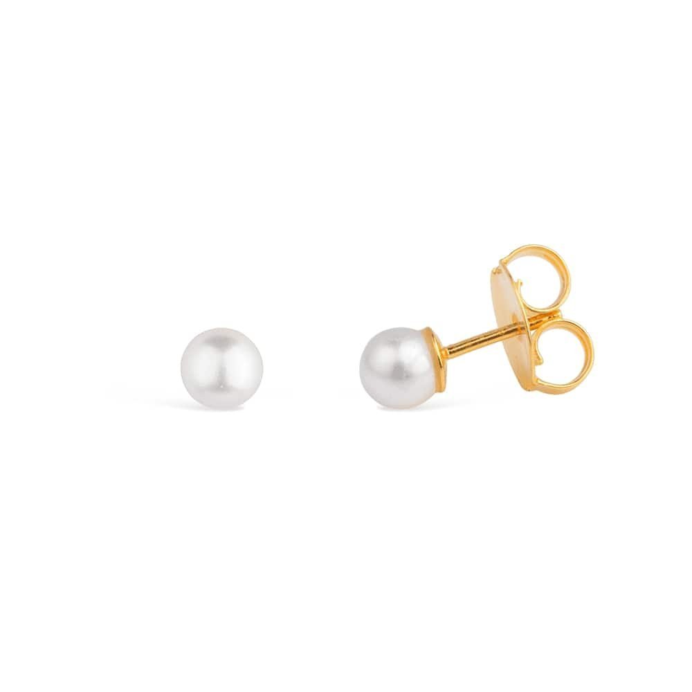 Classic Pearl Earrings